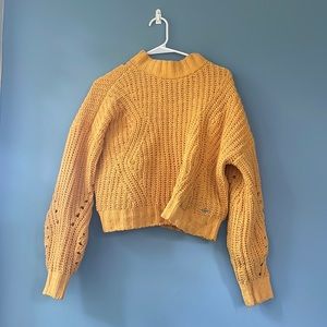 Hollister Golden Cropped Sweater